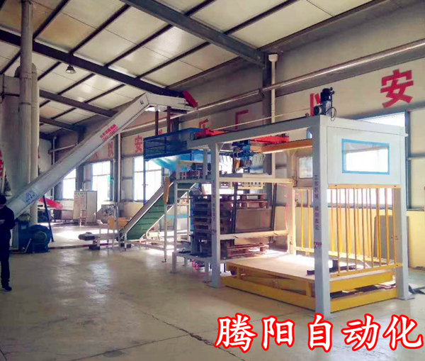 騰陽(yáng)碼垛機(jī)械手在流水線上立下很大的功勞