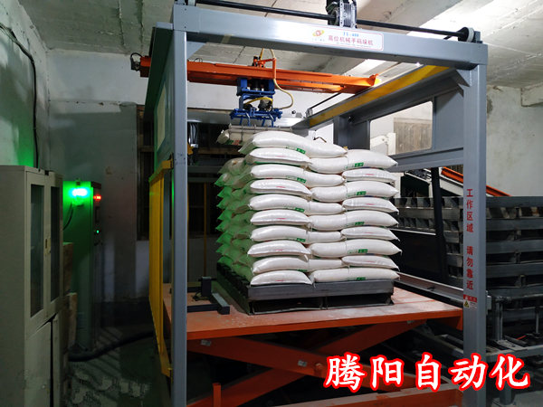 高位碼垛機(jī)在使用時(shí)它具有哪些特質(zhì)?